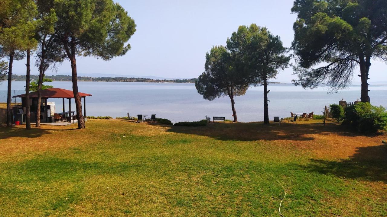 Studios Efi Beach Vourvourou Buitenkant foto