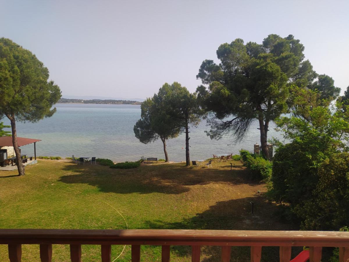 Studios Efi Beach Vourvourou Buitenkant foto