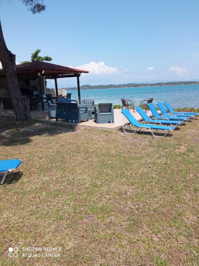 Studios Efi Beach Vourvourou Buitenkant foto