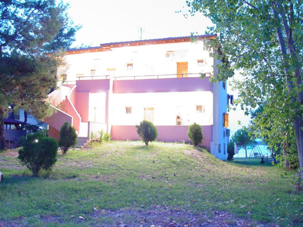Studios Efi Beach Vourvourou Buitenkant foto