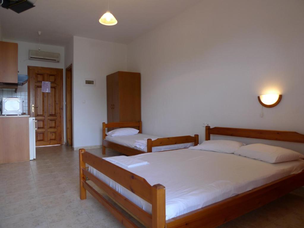 Studios Efi Beach Vourvourou Buitenkant foto